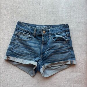 NWOT American Eagle Outfitters Women's High Rise Shortie Shorts Size 6, Stretch